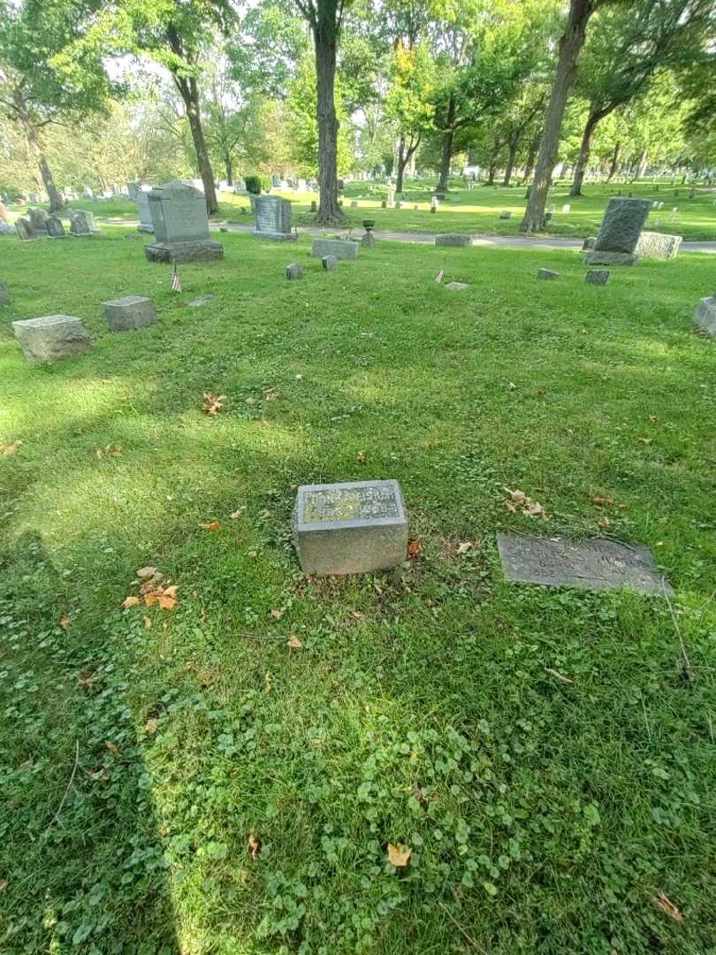 Frank A. Fisher's grave. Photo 1