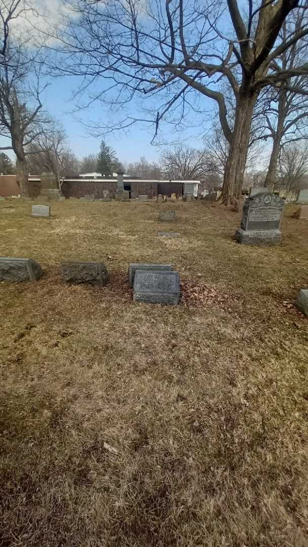 Anna R. Eckermann's grave. Photo 2