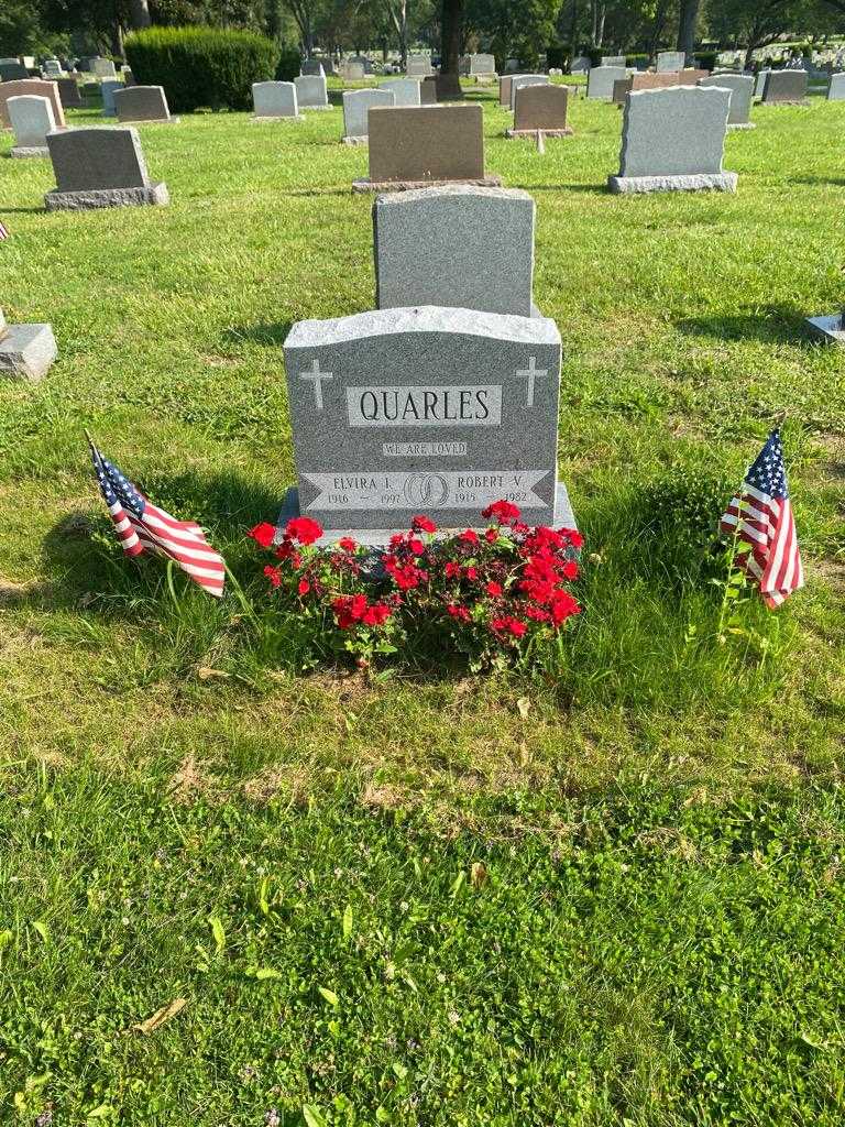 Elvira I. Quarles's grave. Photo 2