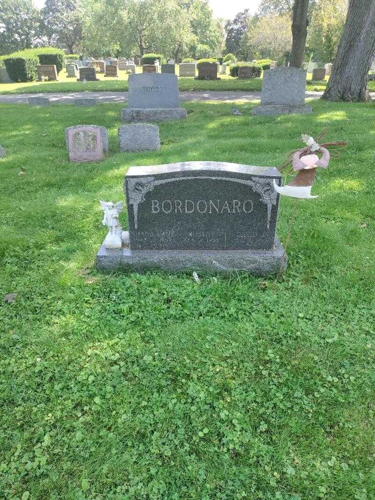 Shana Lane Bordonaro's grave. Photo 2