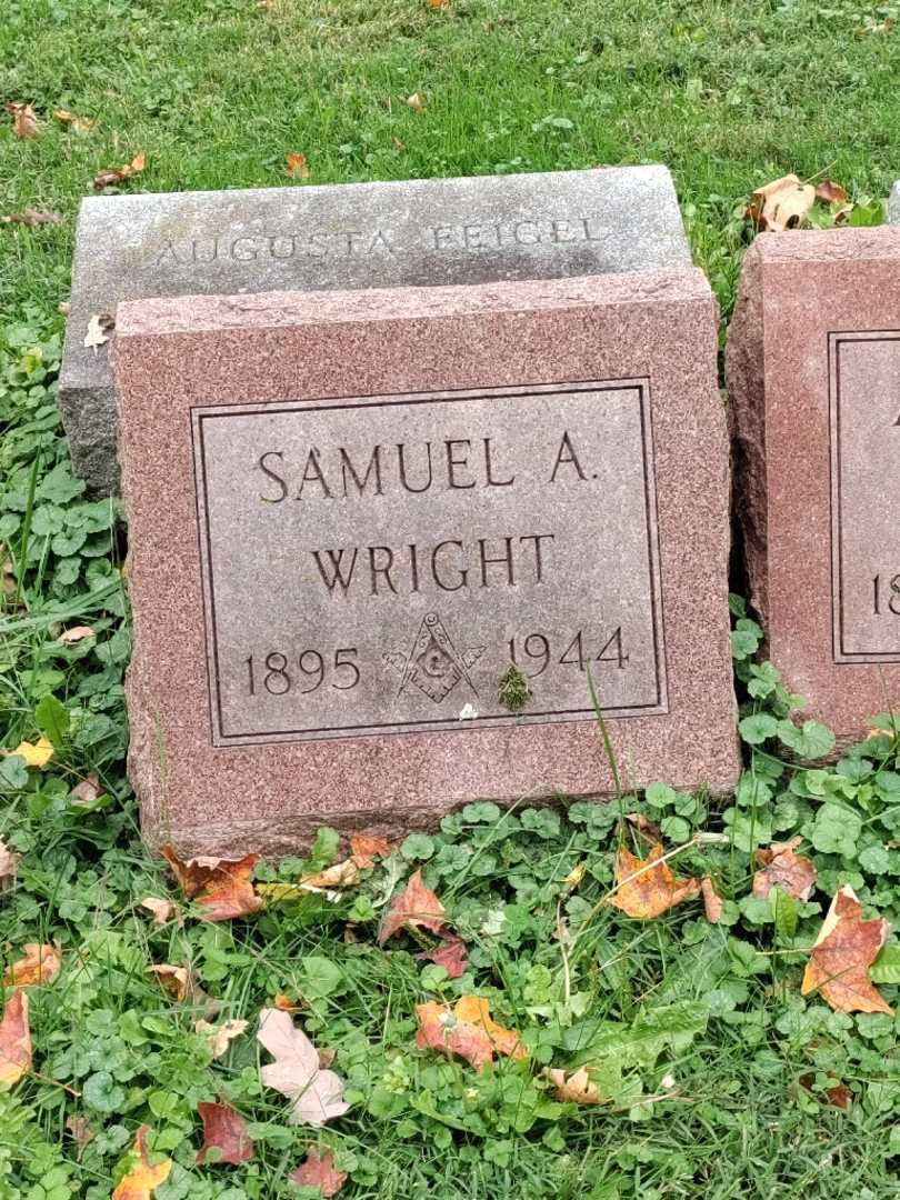 Samuel A. Wright's grave. Photo 3