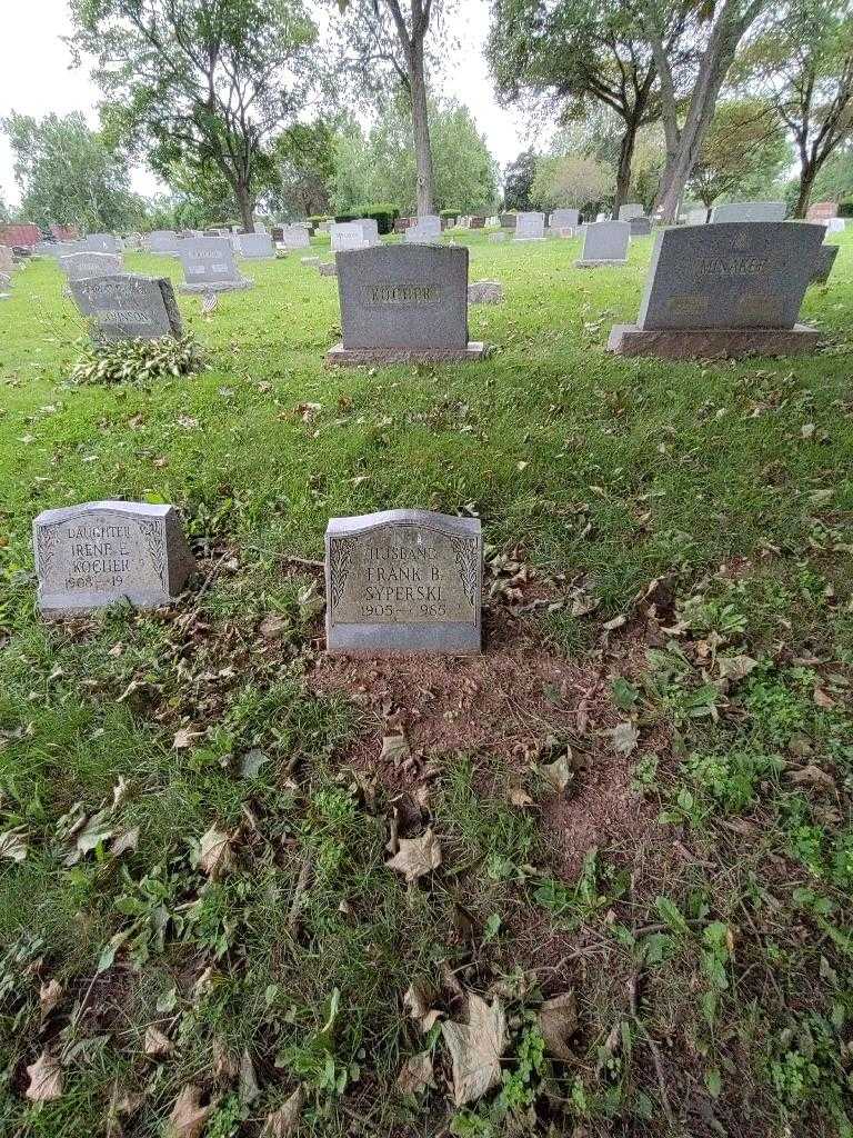 Frank B. Syperski's grave. Photo 1