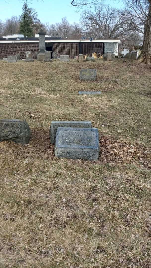 Anna R. Eckermann's grave. Photo 3