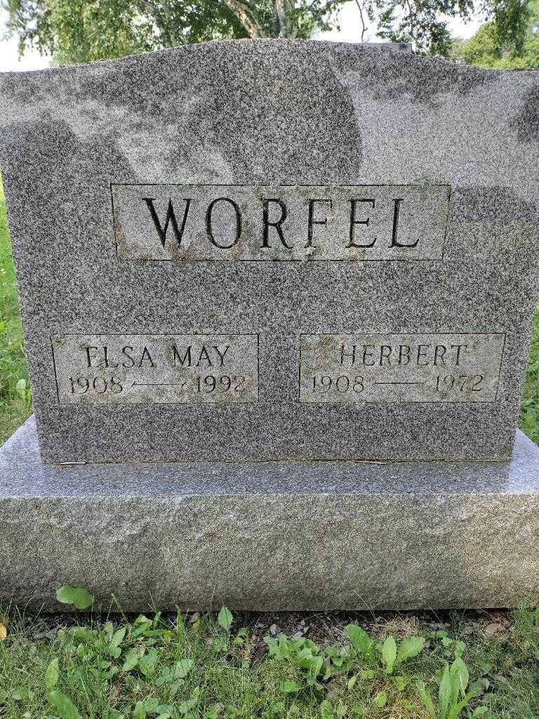 Herbert Worfel's grave. Photo 3
