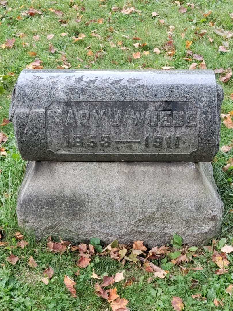 Mary J. Woese's grave. Photo 3