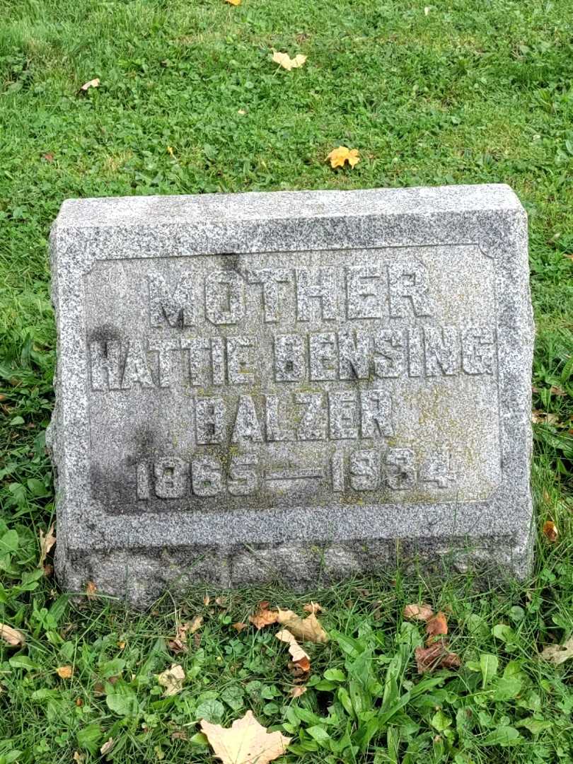 Hattie Bensing Balzer's grave. Photo 3
