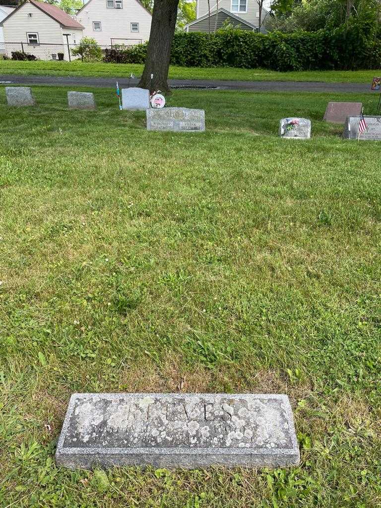 Martha M. Reeves's grave. Photo 2