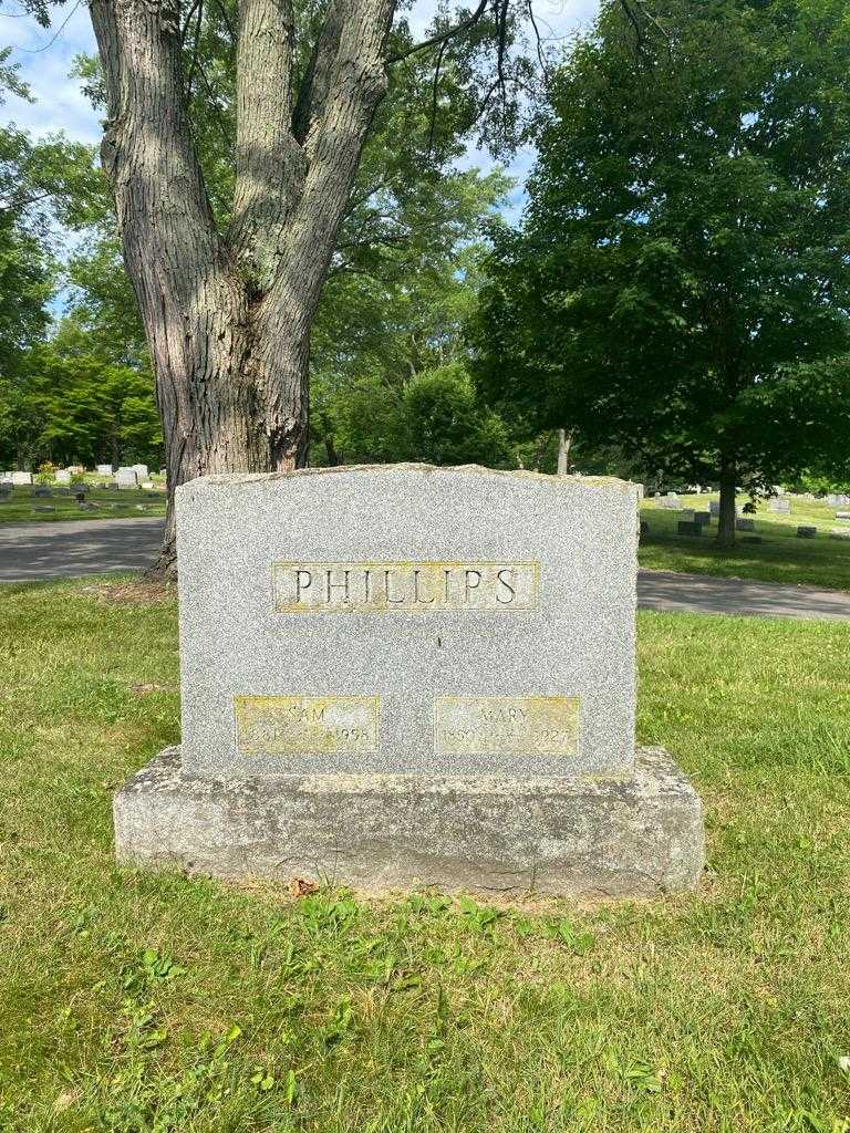 Mary Phillips's grave. Photo 2