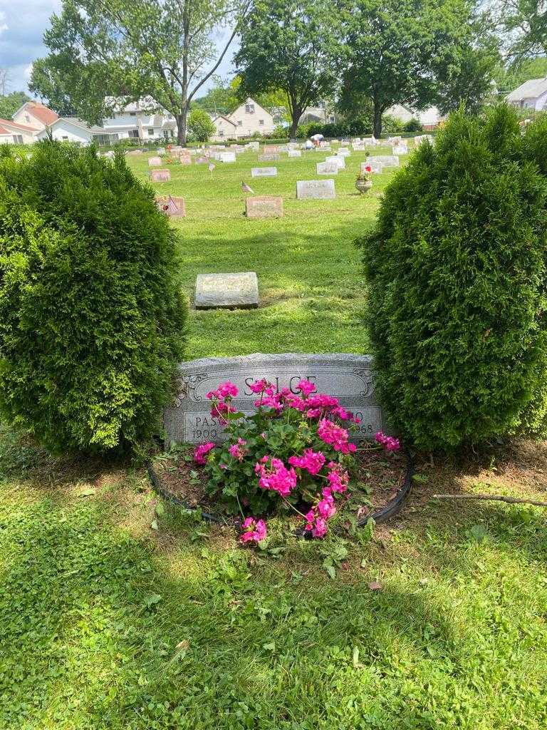 Antonio Salce's grave. Photo 2