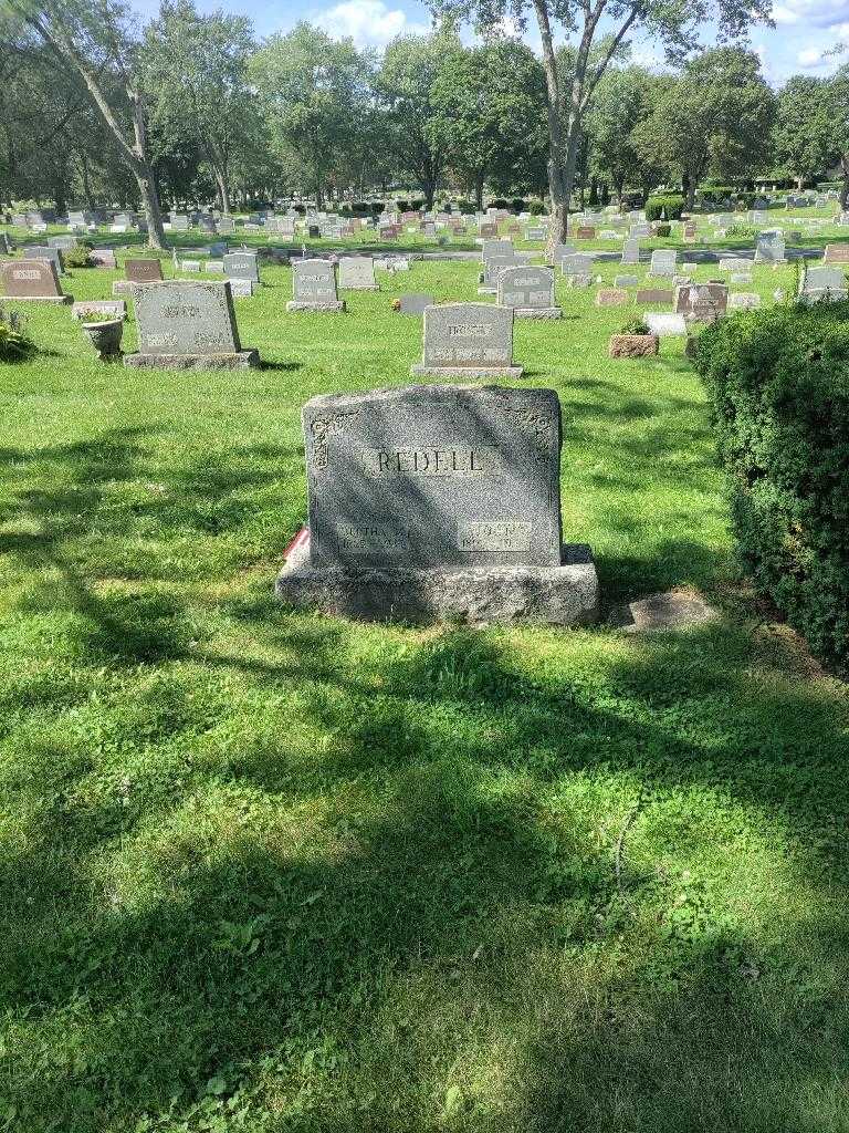 Bertha M. Redell's grave. Photo 1