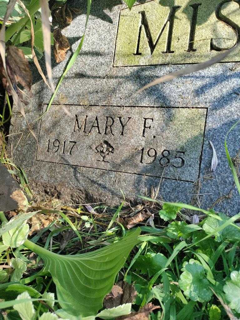 Mary F. Missoff's grave. Photo 2