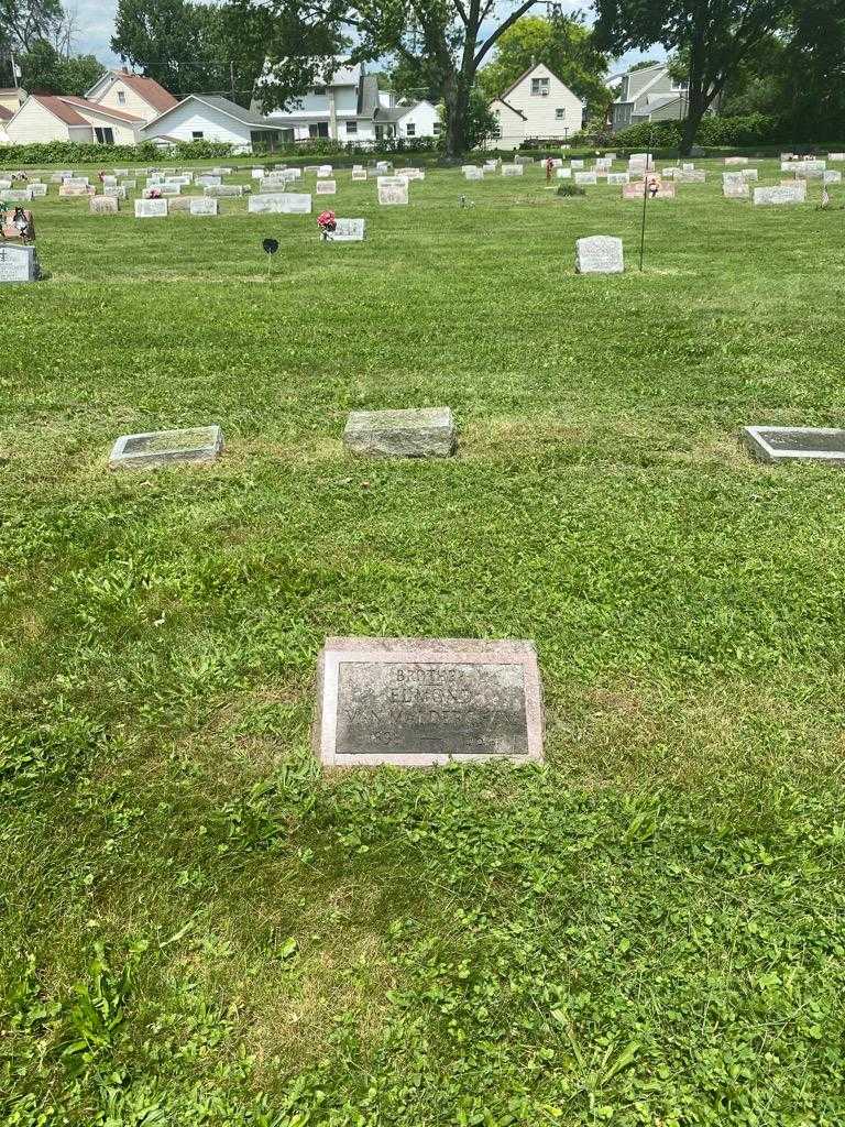 Edmond Van Malderghem's grave. Photo 2