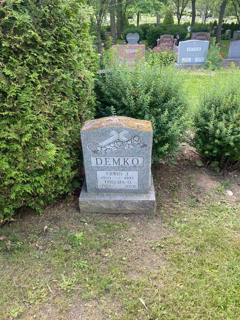 Thelma O. Demko's grave. Photo 2