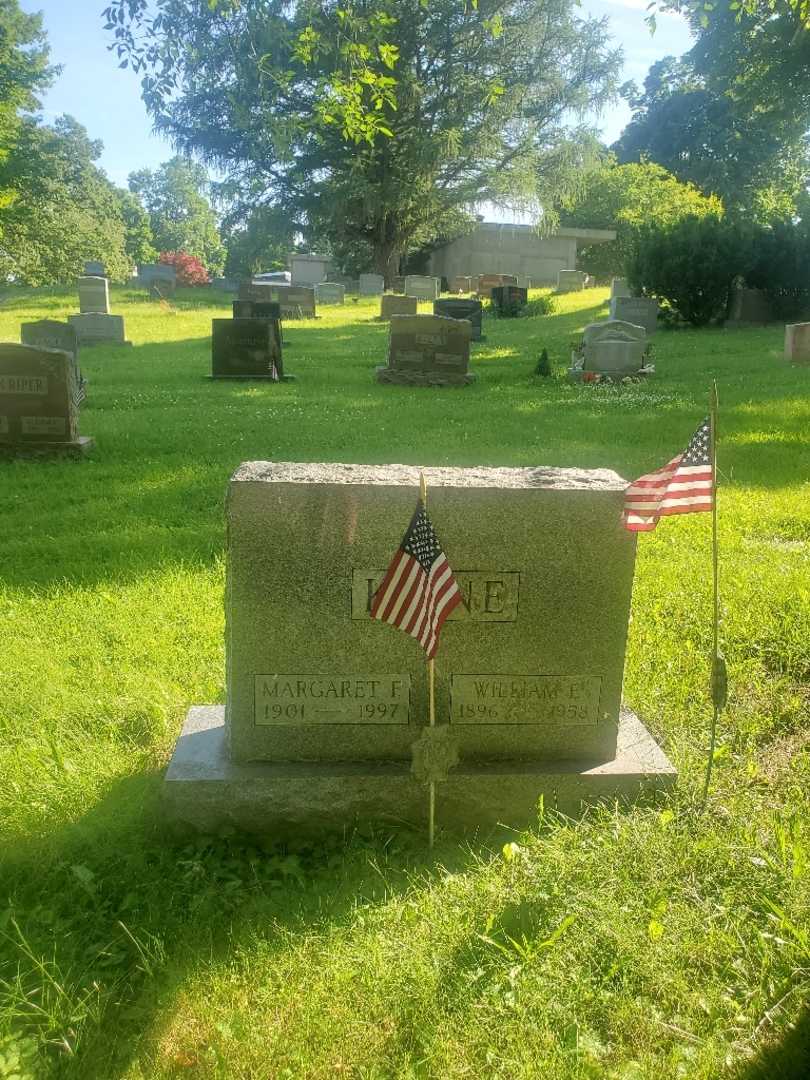 Margaret E. May Kline's grave. Photo 2