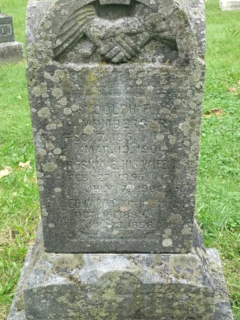 Rudolph F. Momberger's grave. Photo 3