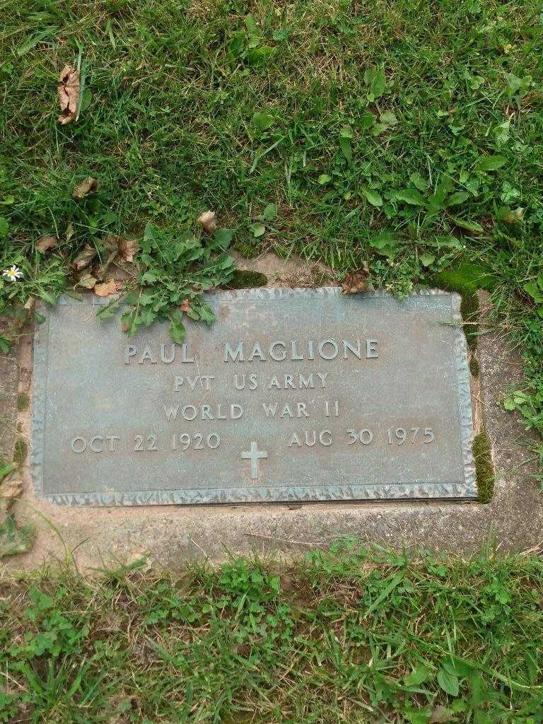 Paul Maglione's grave. Photo 3