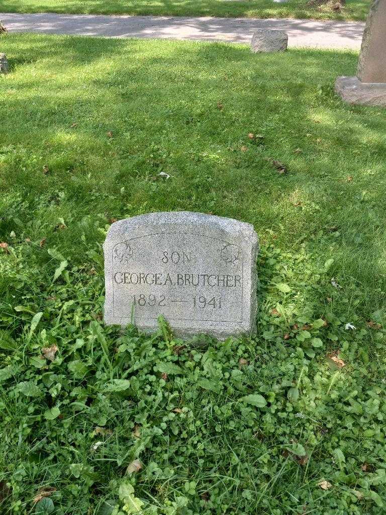 George A. Brutcher's grave. Photo 1