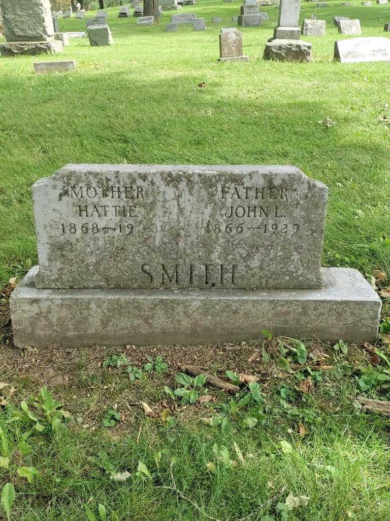 Hattie Smith's grave. Photo 2