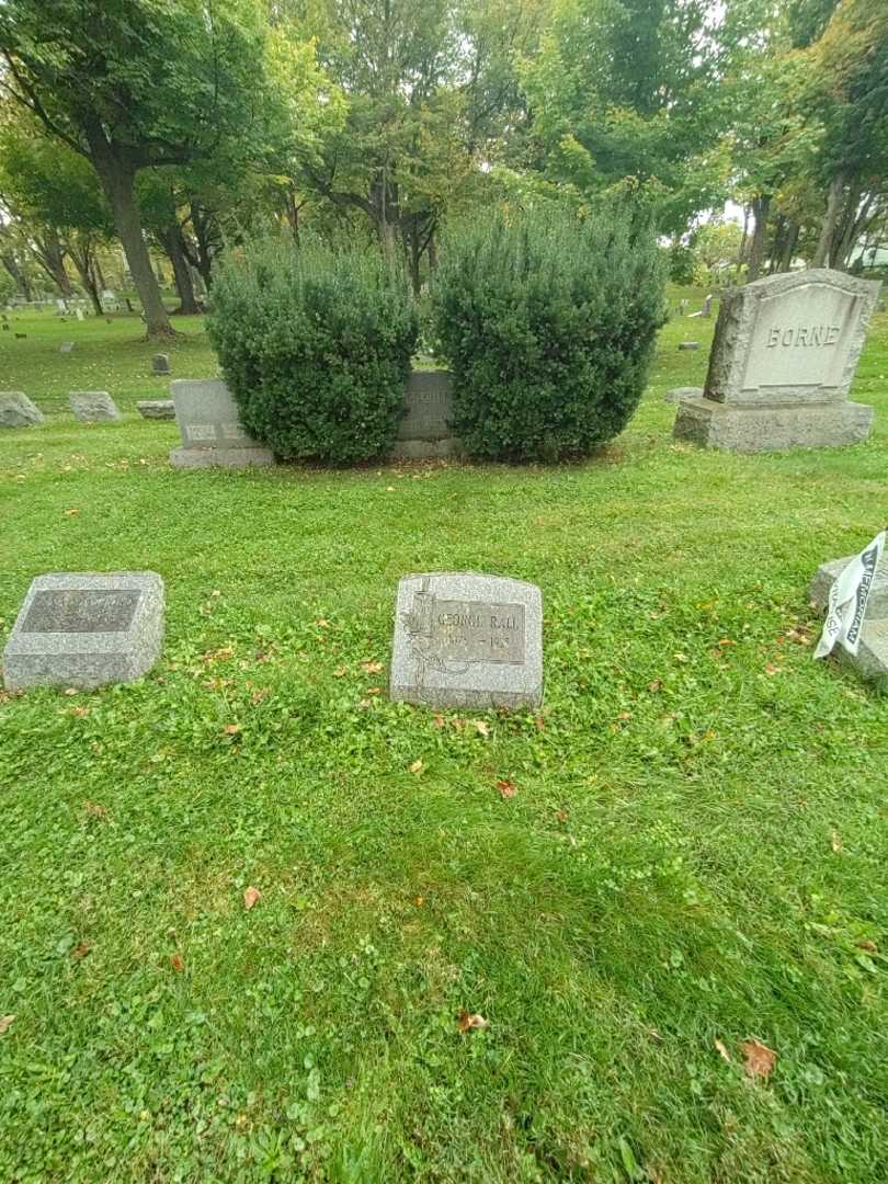 George W. Rall's grave. Photo 1