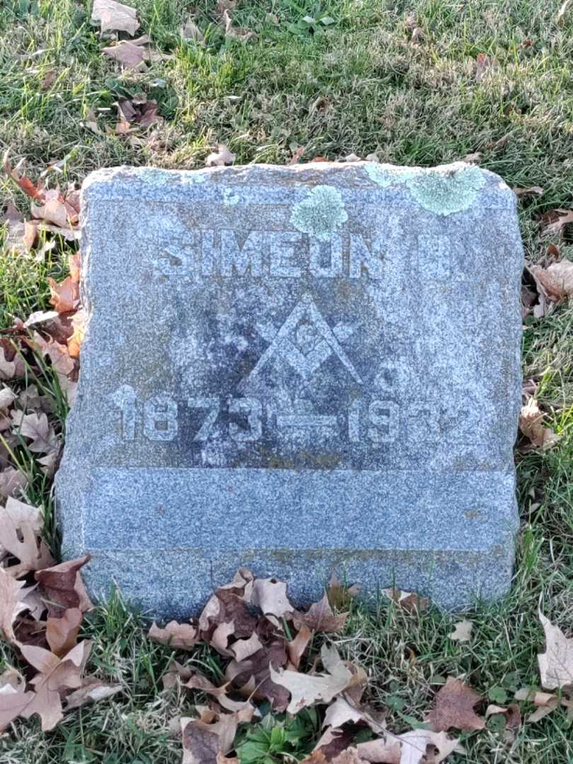Simeon B. Klein's grave. Photo 3