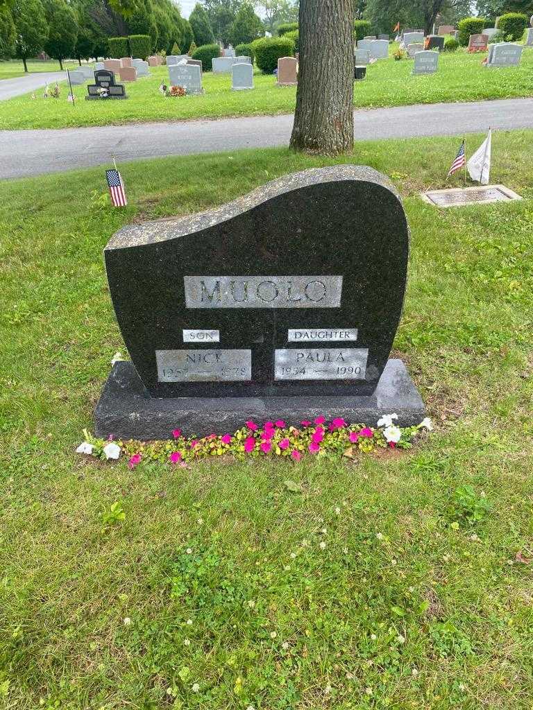 Paula Muolo's grave. Photo 4