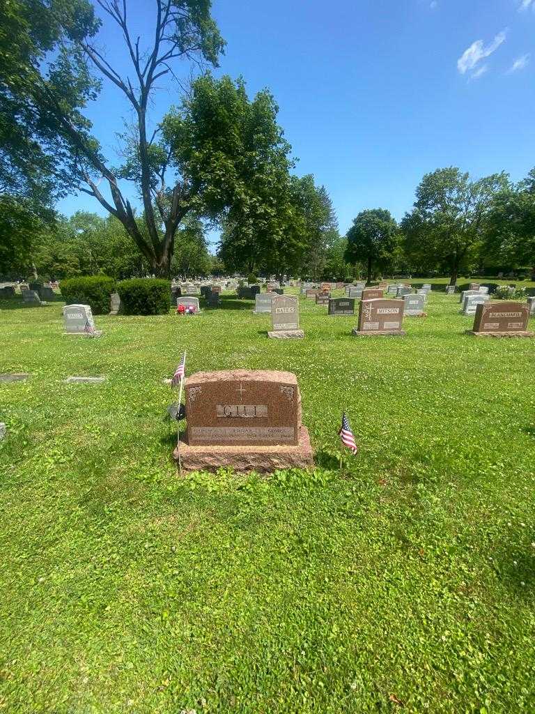 Edgar Gill's grave. Photo 1