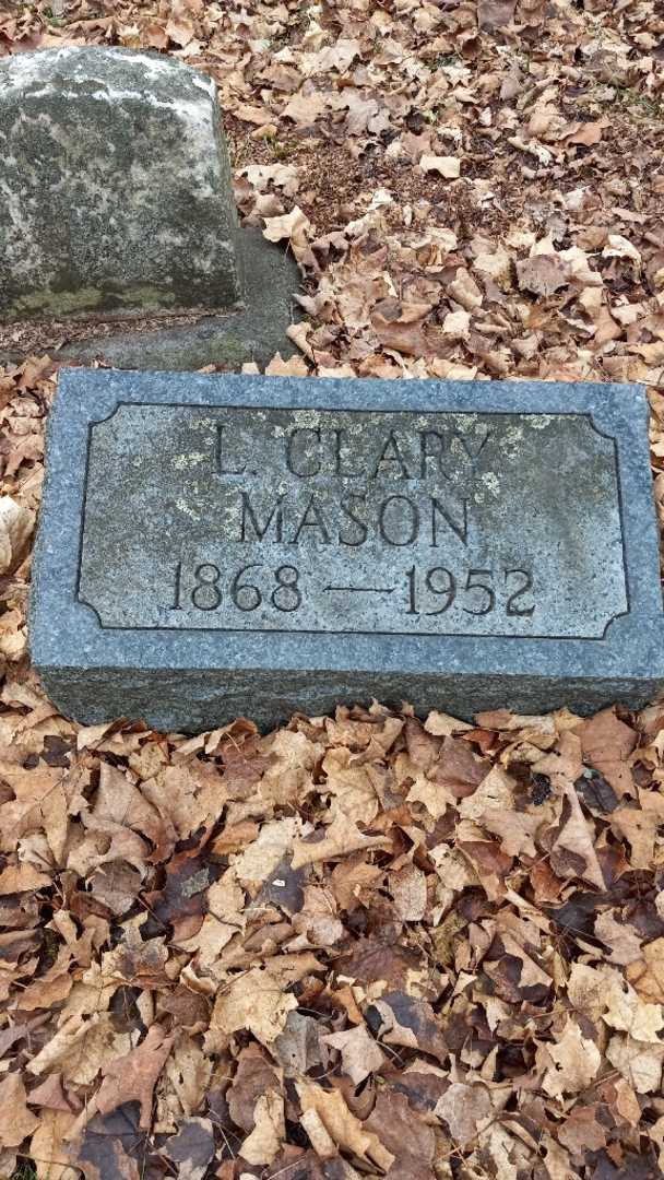 Clary L. Mason's grave. Photo 3