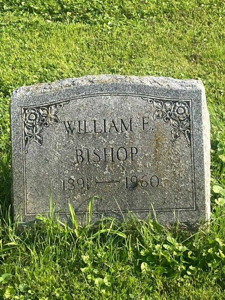 William F. Bishop's grave. Photo 3