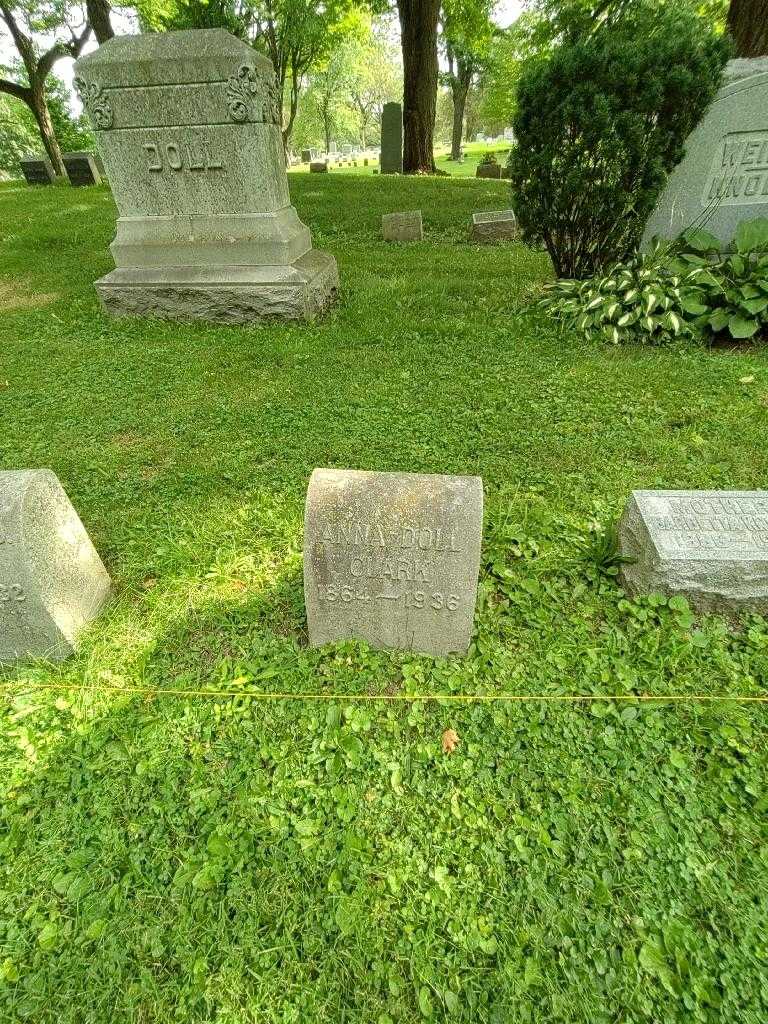 Anna Doll Clark's grave. Photo 1