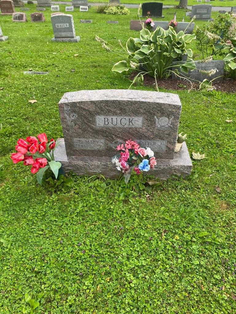 Esther Mary Buck's grave. Photo 2