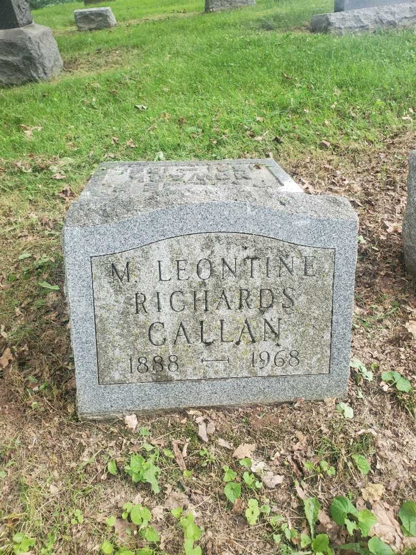M. Leontine Richards Callan's grave. Photo 3