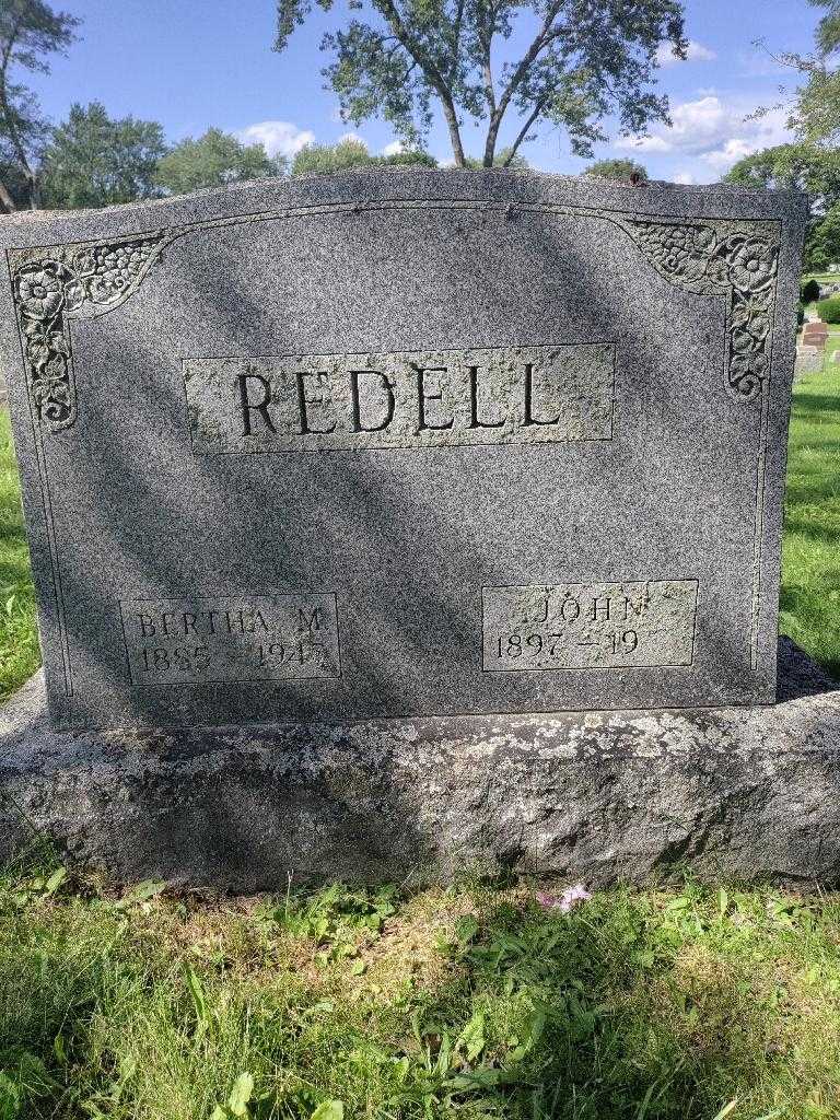 Bertha M. Redell's grave. Photo 3