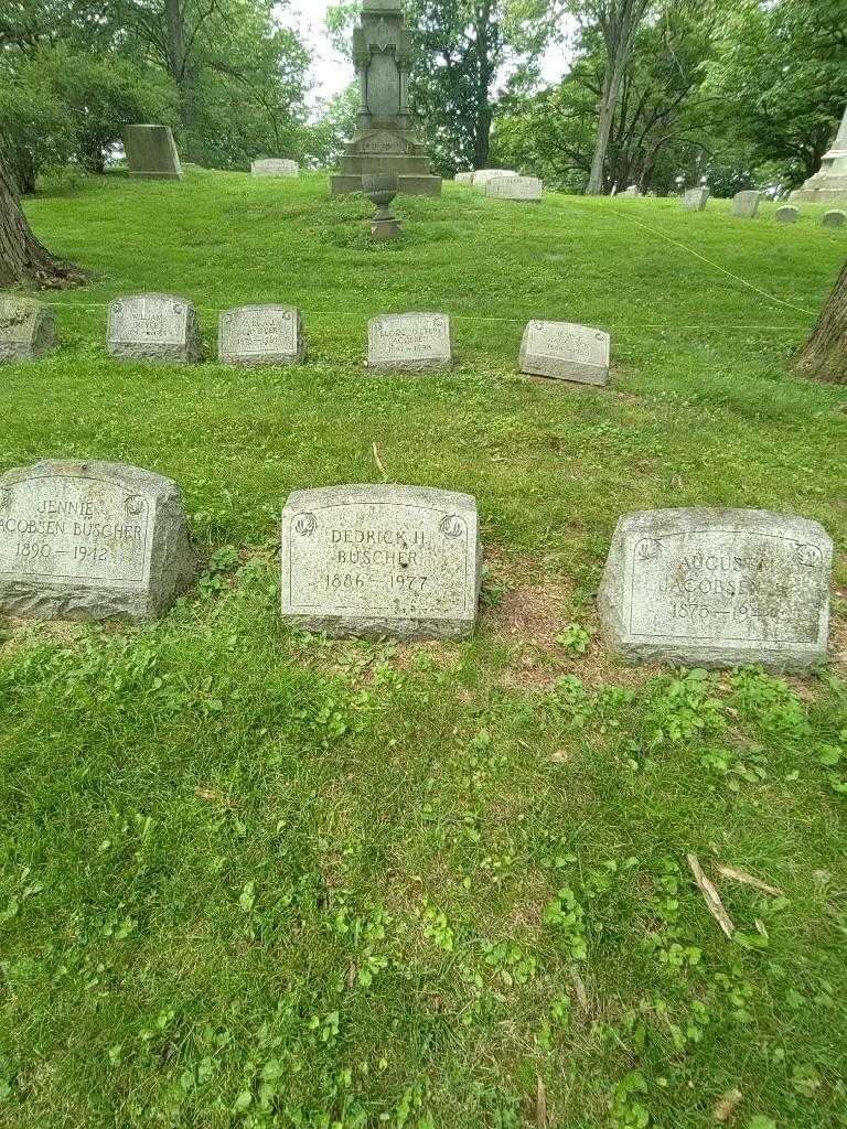 Dedrick H. Buscher's grave. Photo 1