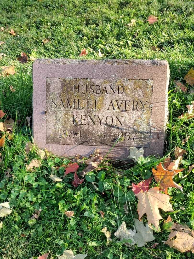 Samuel Avery Kenyon's grave. Photo 2