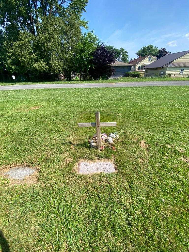 Ndikije Yorimu's grave. Photo 1