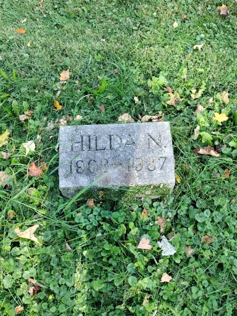 Hilda N. Kaiser's grave. Photo 2