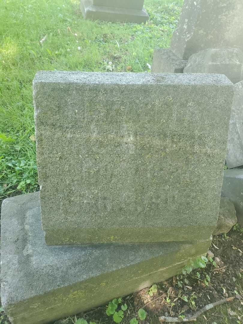 Elizabeth Matzenbacker's grave. Photo 4