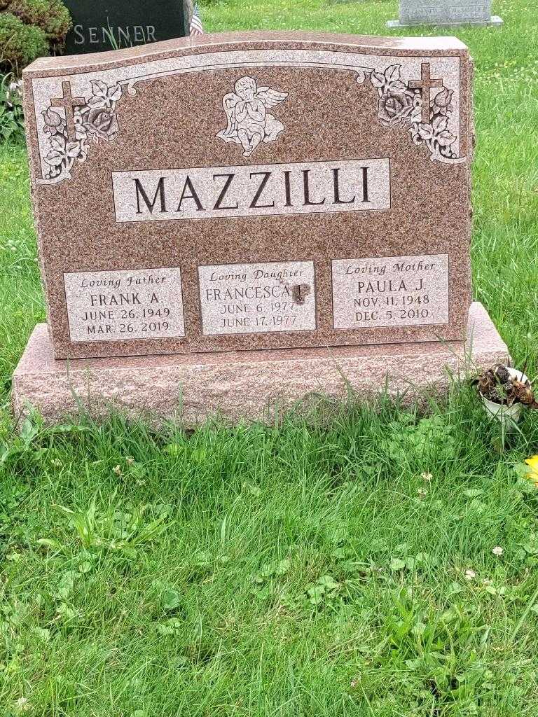Paula J. Mazzilli's grave. Photo 3