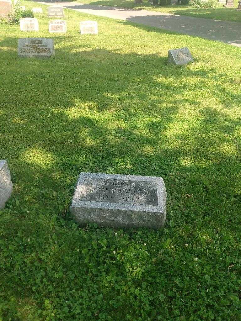 Frank J. Wolfe's grave. Photo 1