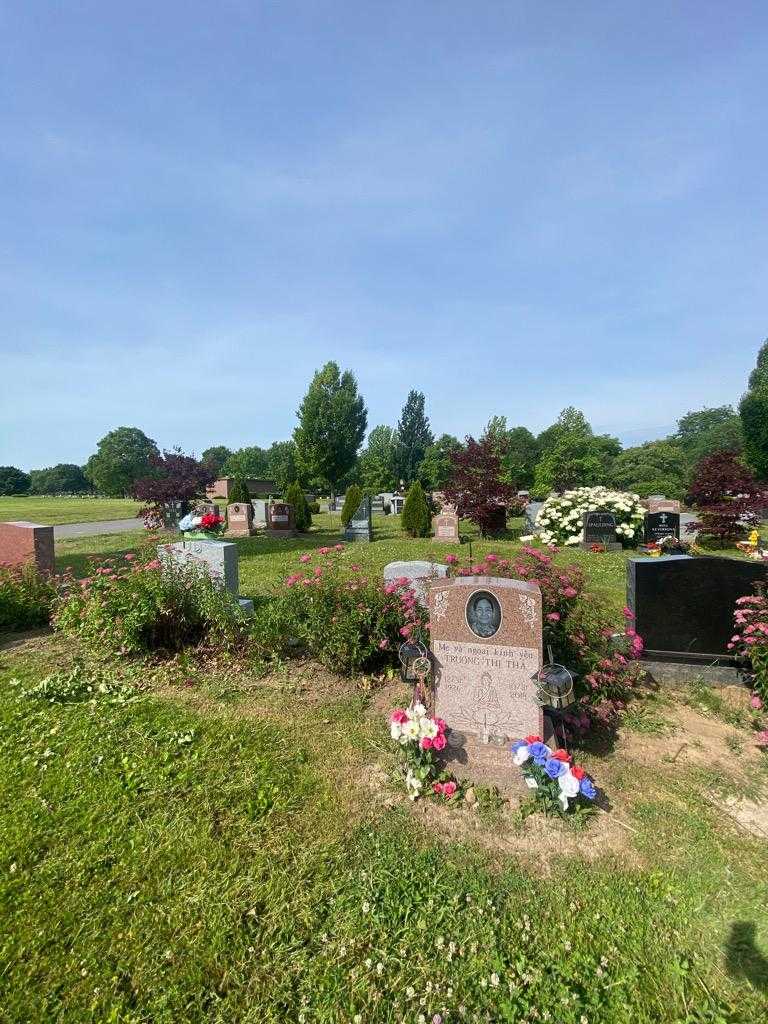 Tha Thi Truong's grave. Photo 1