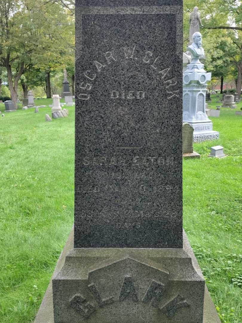 Oscar William Clark's grave. Photo 3