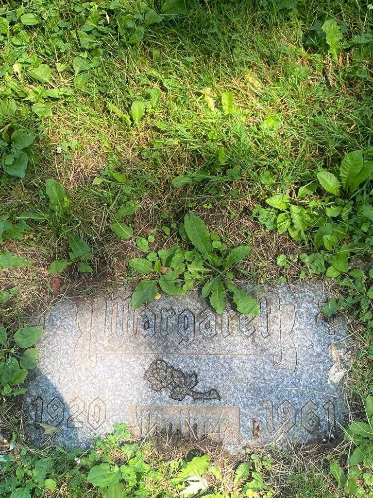 Margaret Grennell's grave. Photo 3