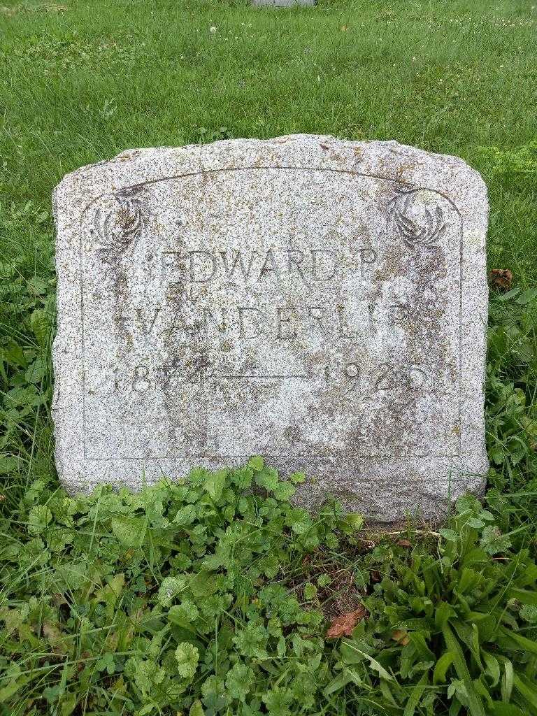 Edward P. Vanderlip's grave. Photo 3