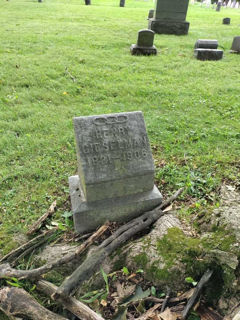 Henry Gieselman's grave. Photo 2