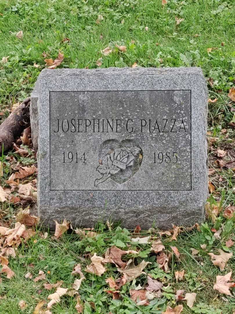 Josephine Graziano Piazza's grave. Photo 3