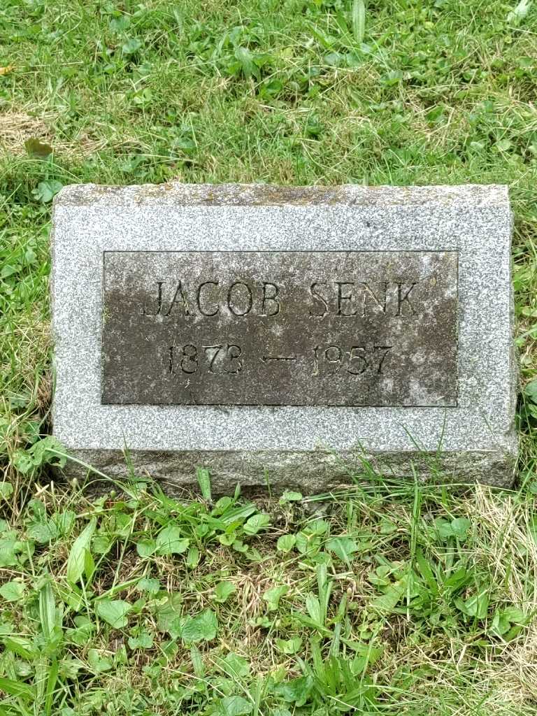 Jacob Senk's grave. Photo 4