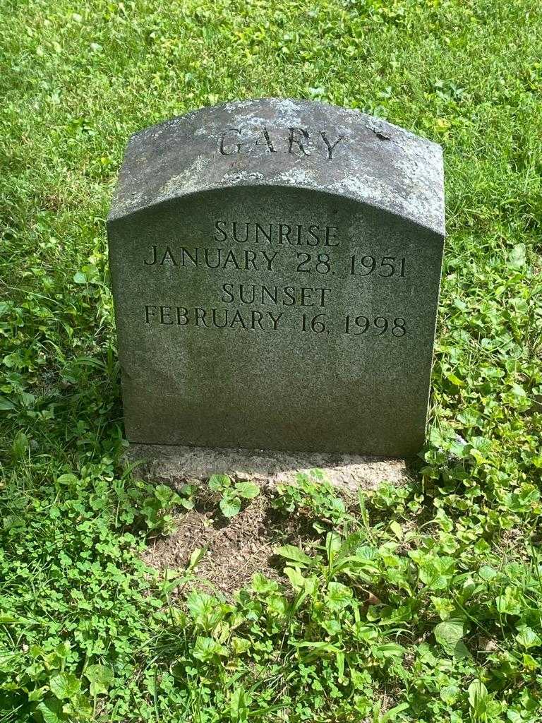 Gary M. Peters's grave. Photo 4