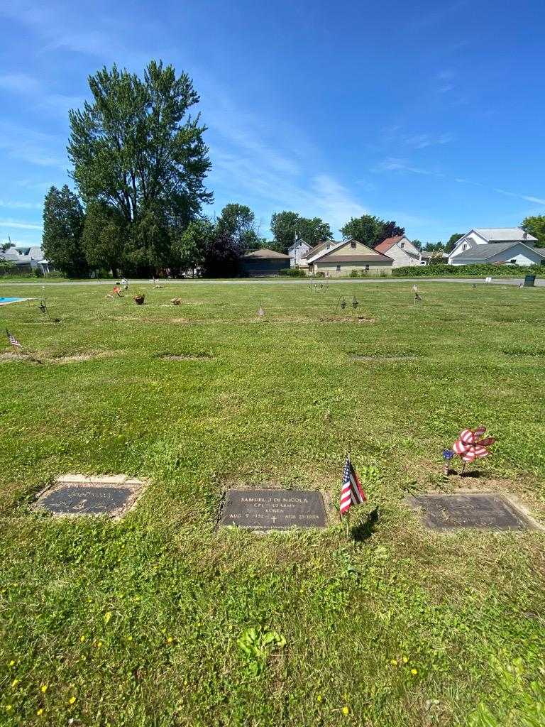 Samuel J. Di Nicola's grave. Photo 1