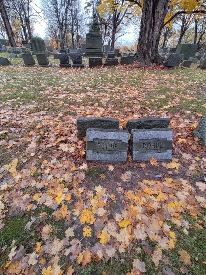 Herman C. Rohde's grave. Photo 2