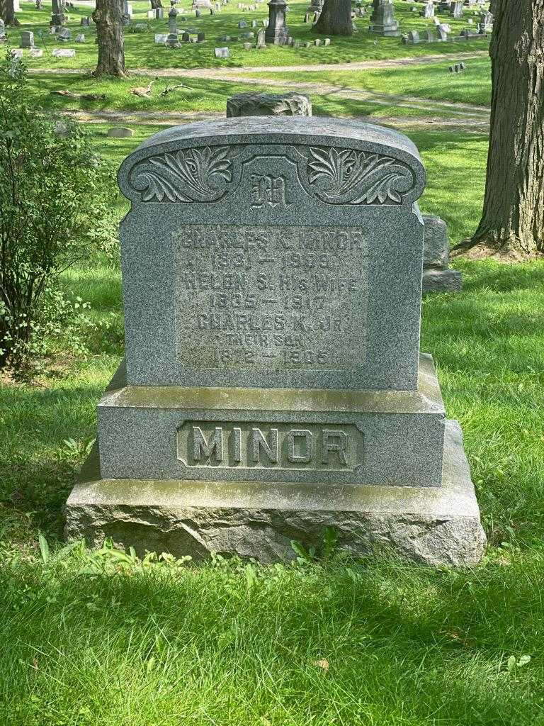 Helen S. Minor's grave. Photo 3
